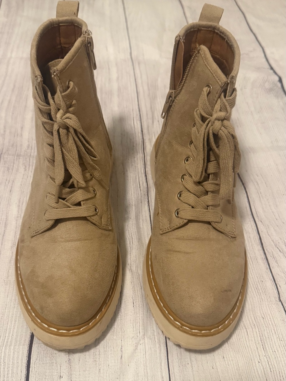 Madden Girl Tan Lace-Up Suede Ankle Boots Loc#3